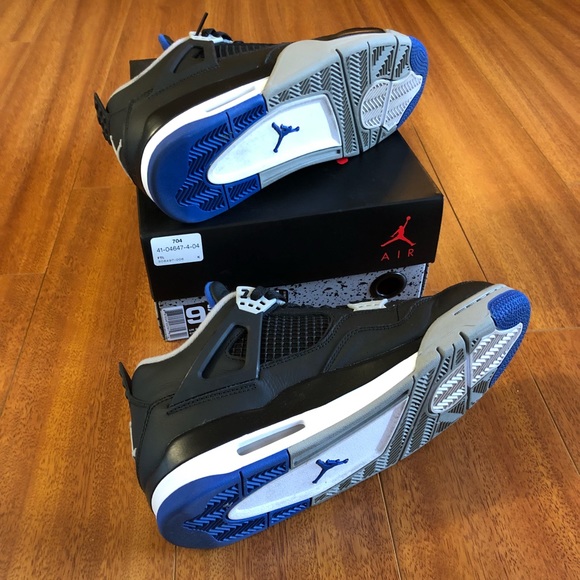 SOLD Nike Air Jordan Retro 4 Motorsport 9.5 - Picture 5 of 7